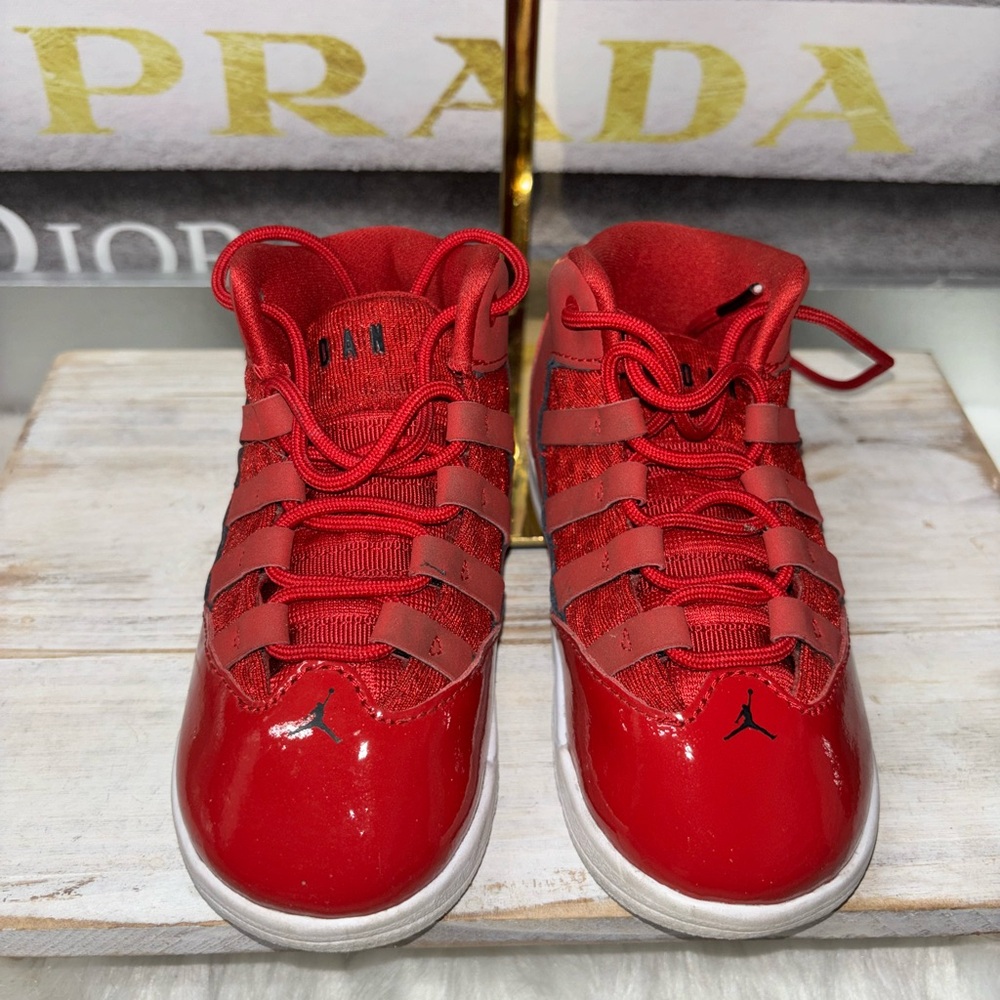 Jordan max aura toddler shoes